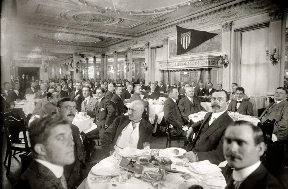 Gentlemen's club in a 19th century setting